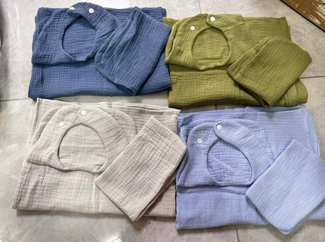 Custom Embroidered Baby Bib & Burp Cloth Set – Soft Muslin Cotton (4 Colors)